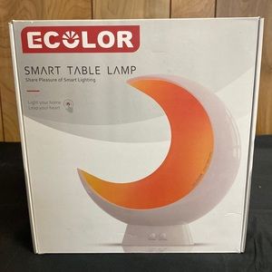 Smart table lamp